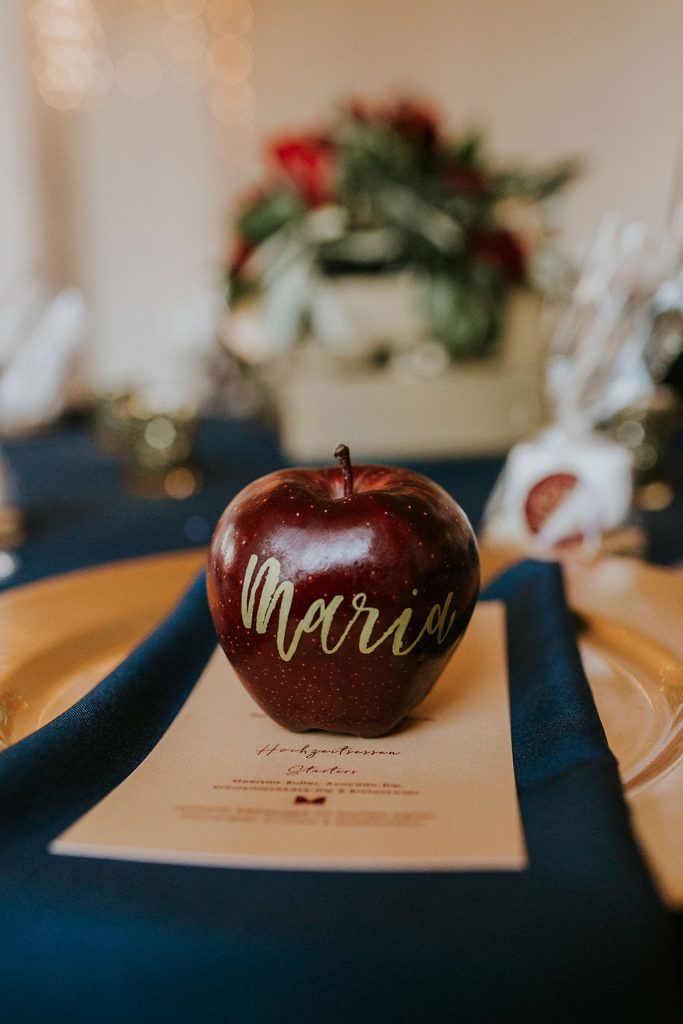 Magical Winter Wedding | Schloss Hemhofen | Bayern