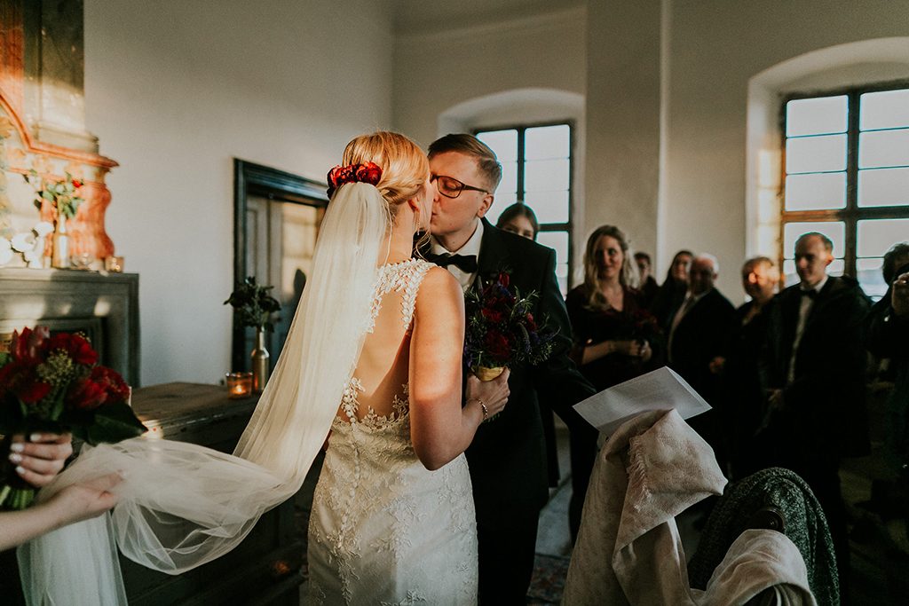 Magical Winter Wedding | Schloss Hemhofen | Bayern