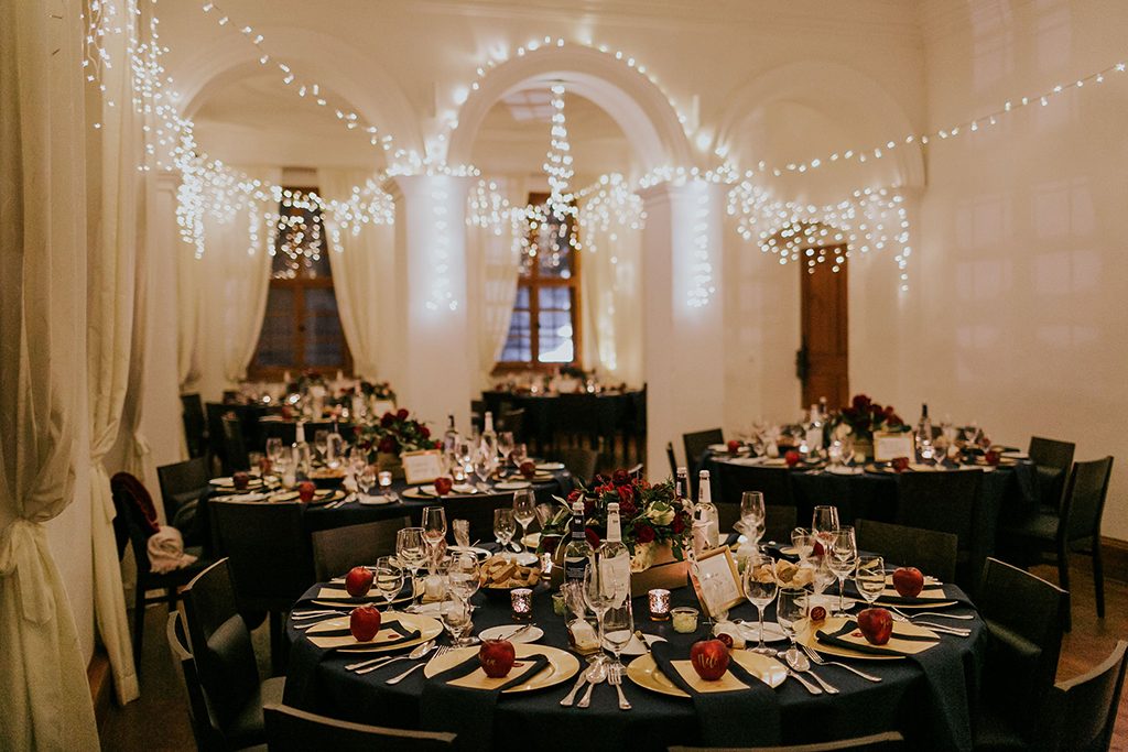Magical Winter Wedding | Schloss Hemhofen | Bayern