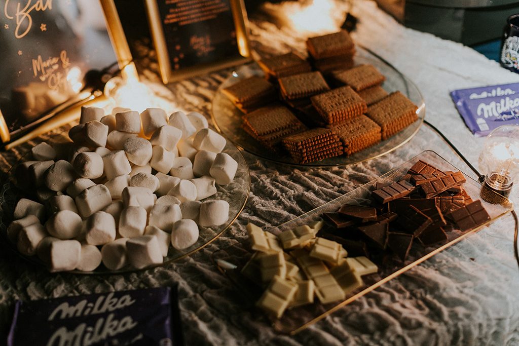 Magical Winter Wedding | Schloss Hemhofen | Bayern